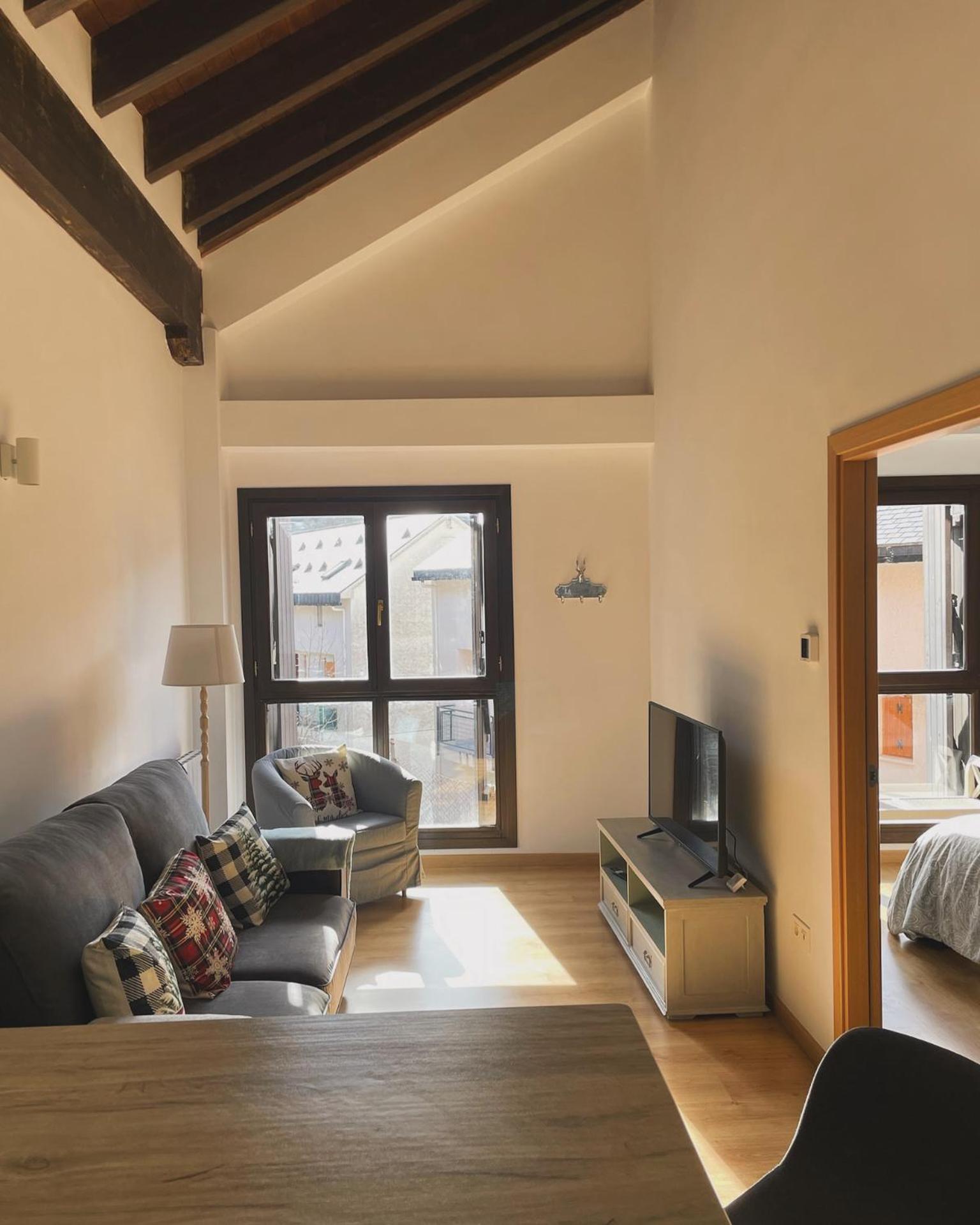 Le Petit Palais Appartement Escarrilla Buitenkant foto